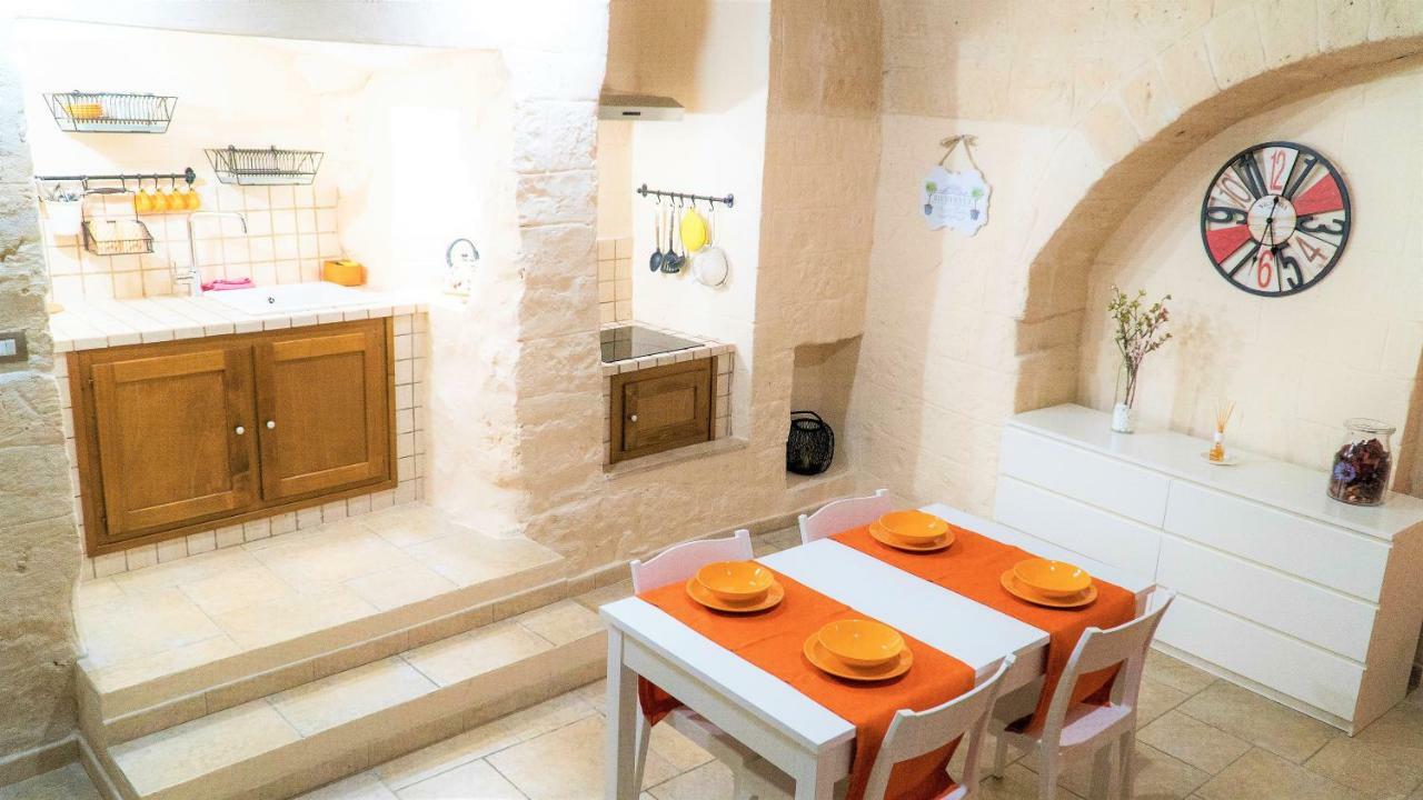 More Apartments The Castle Bari Luaran gambar